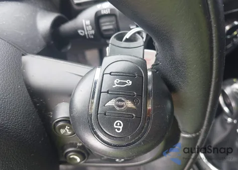 2017 Mini Clubman Cooper из США, поврежденный, VIN WMWLU1C37H2F28700